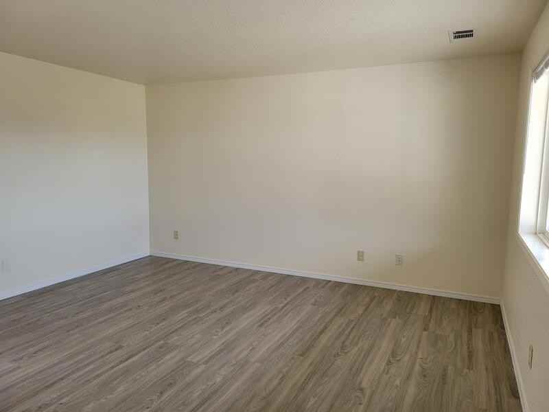 1852 Medart Ln - Photo 5 of 19