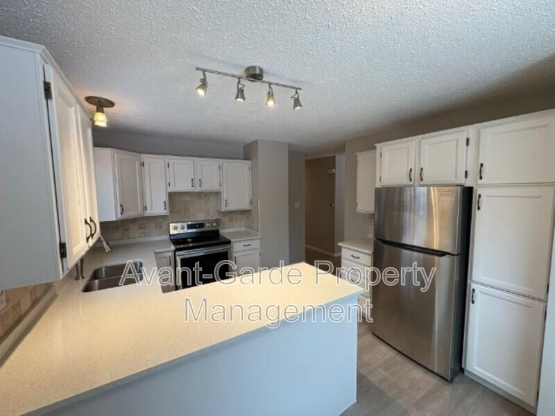 7614 149 St Nw - Photo 6 of 30