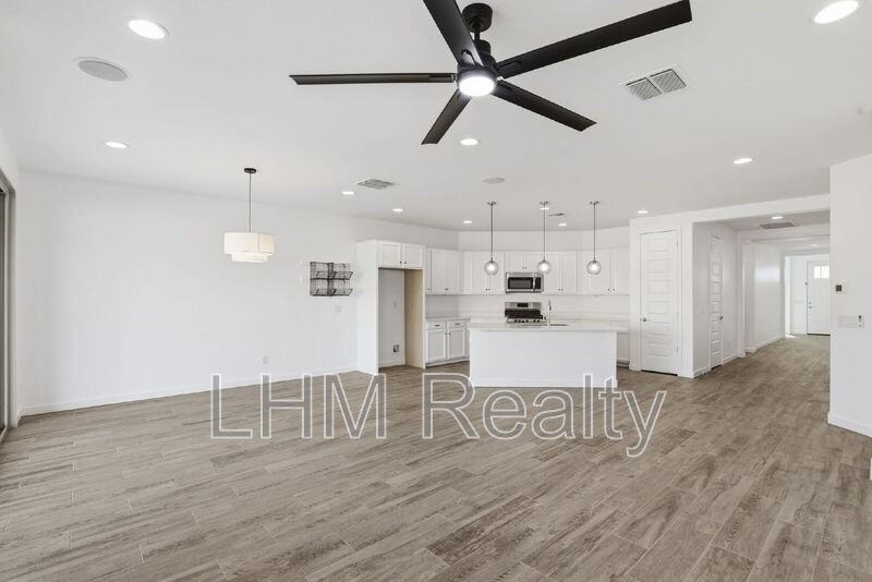 12364 E Ballentine Rd - Photo 6 of 36