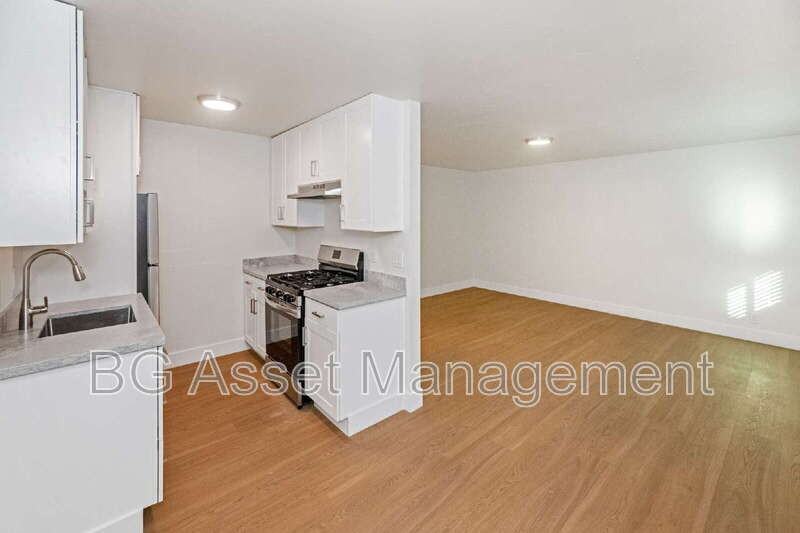 1507 Humboldt Ave #1 - Photo 2 of 20