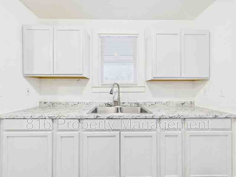 1513 Rowland Ave - Photo 7 of 28