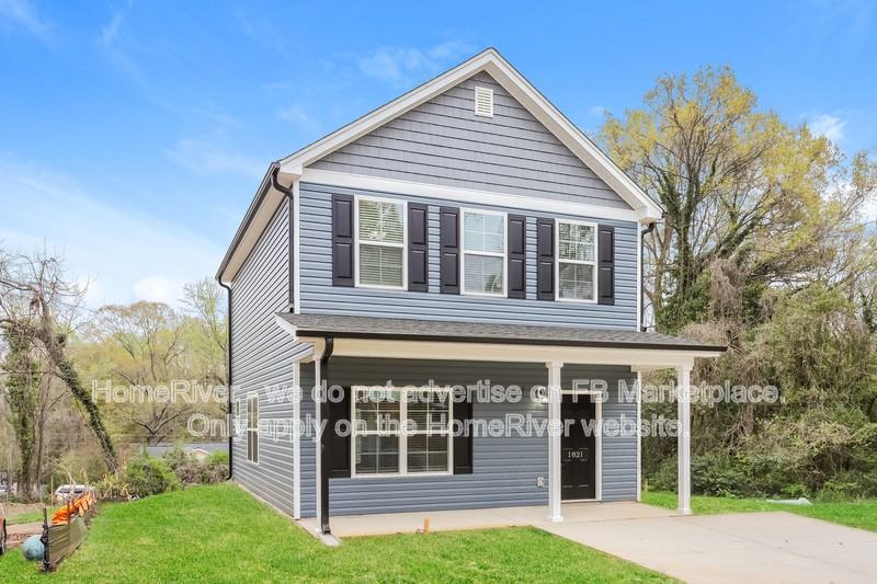 1821 N Dunleith Ave - Photo 2 of 19