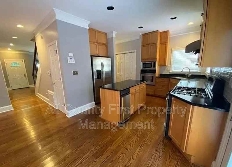 1242 Wildcliff Pkwy Ne - Photo 4 of 16