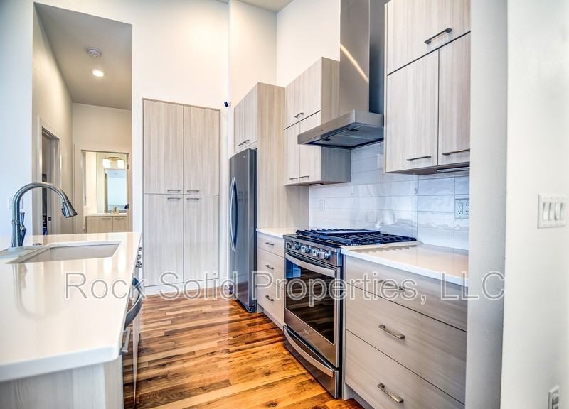 3628 Red Feather Trl - Photo 6 of 25