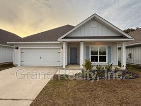 5749 Danbury Blvd - Photo 1 of 1