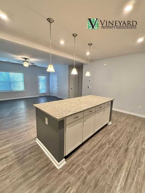 247 Centennial Cir - Photo 5 of 25