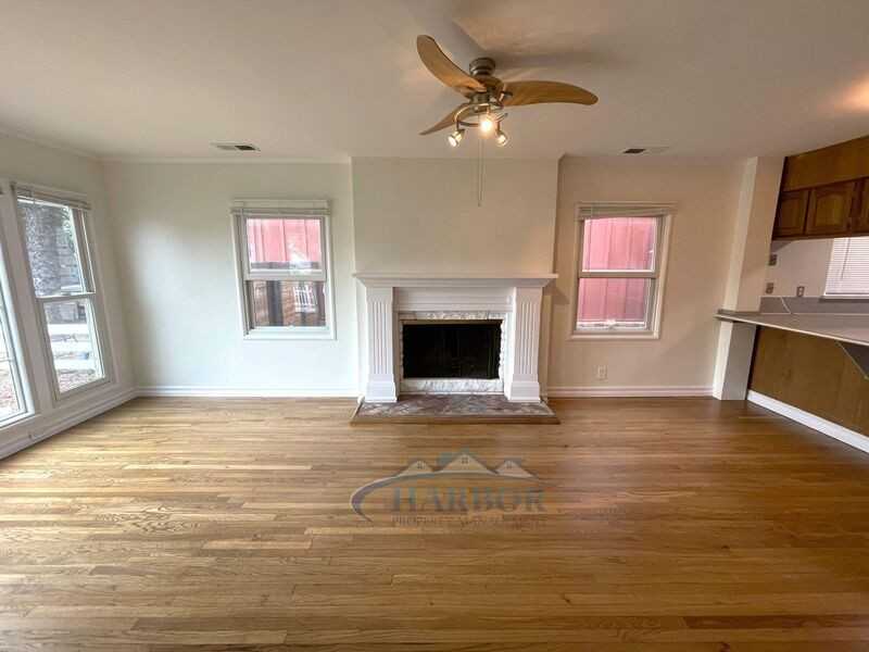 3706 S Emily St - Photo 7 of 50