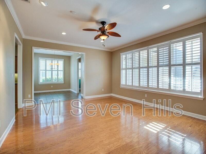 4229 Summertree Dr - Photo 4 of 18