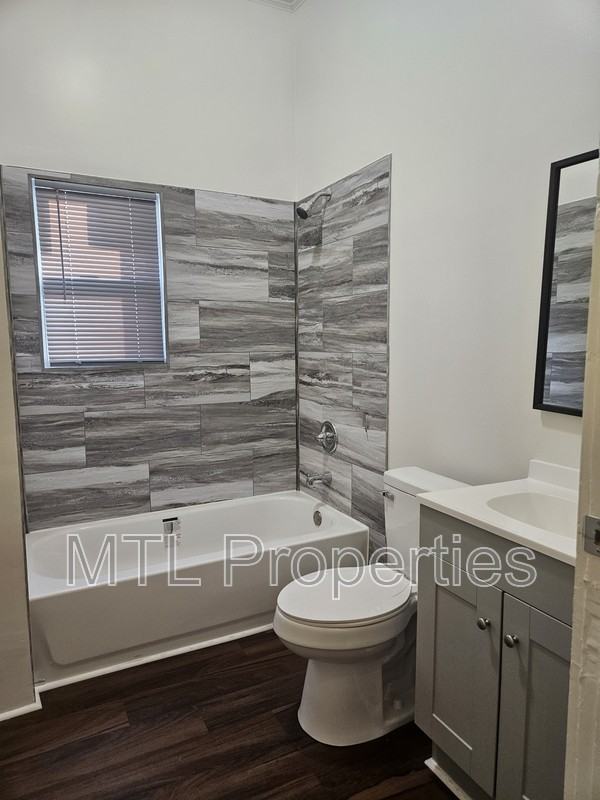 238 E Moore St - Photo 3 of 13