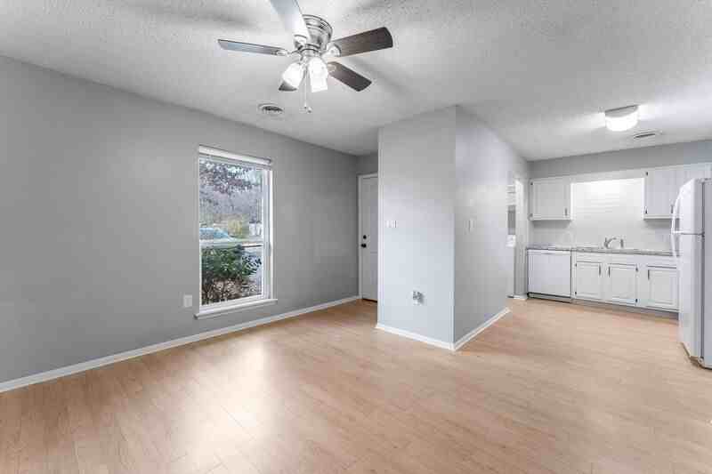 2316 N Raven Ln - Photo 5 of 15