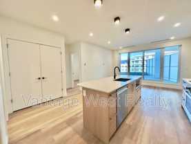 3200 Lakeshore Rd - Photo 1 of 1