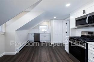 28 Aircraft Rd #J - Photo 1 of 1