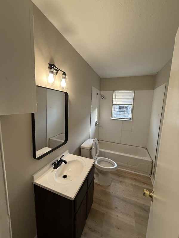 1108 Railroad St #1108 - Photo 2 of 8