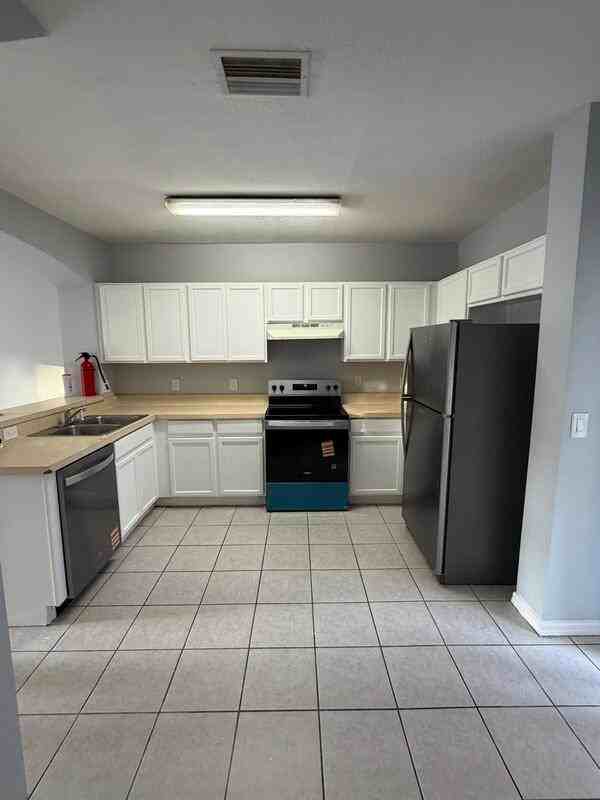 9832 Carlsdale Dr - Photo 2 of 14