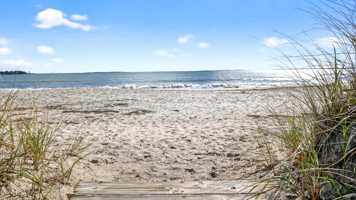 featured image of 47 King St #2