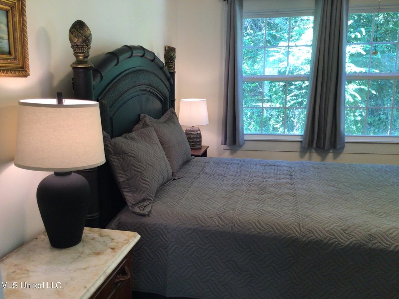 436 State St - Photo 5 of 27