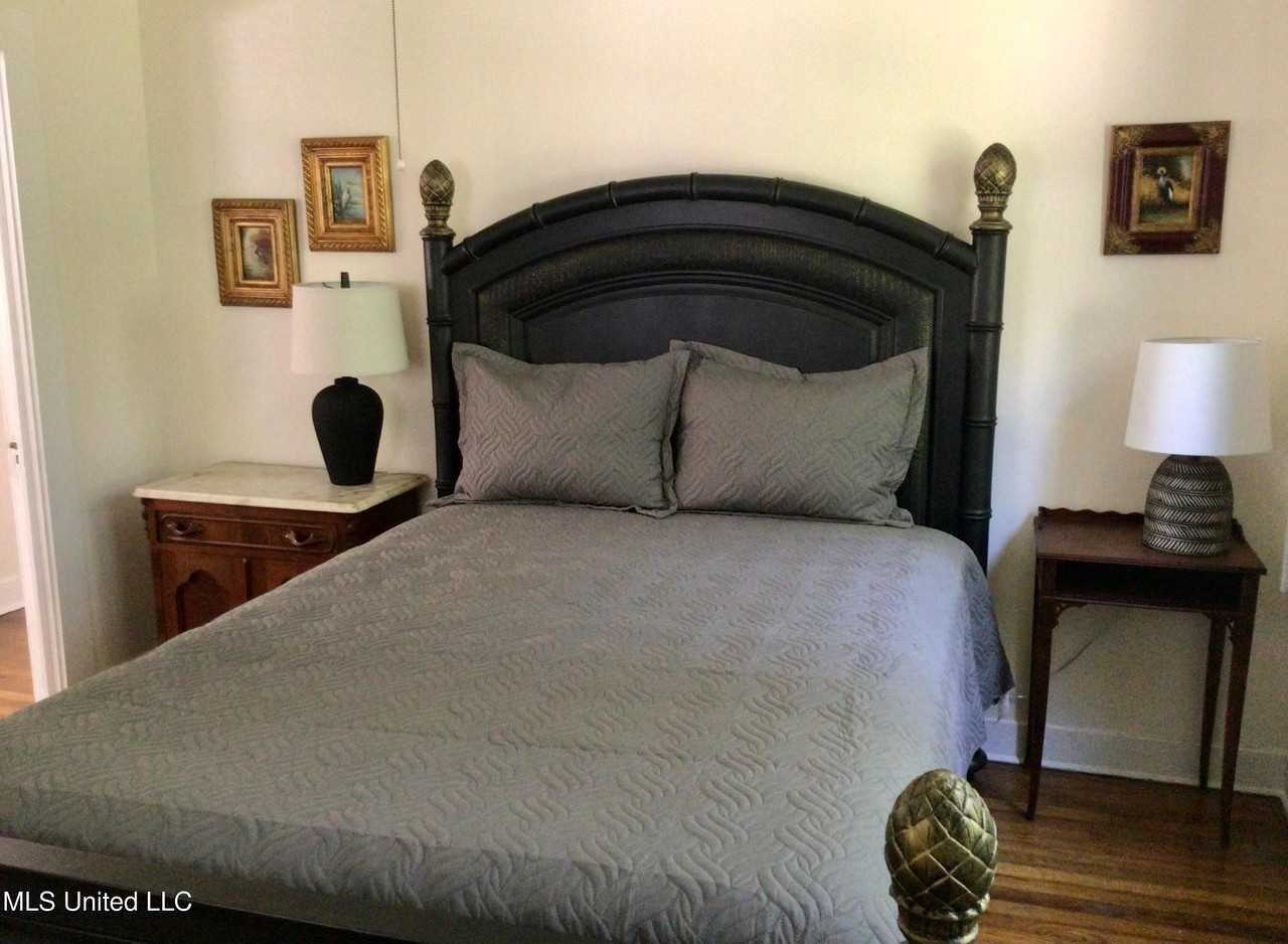 436 State St - Photo 6 of 27