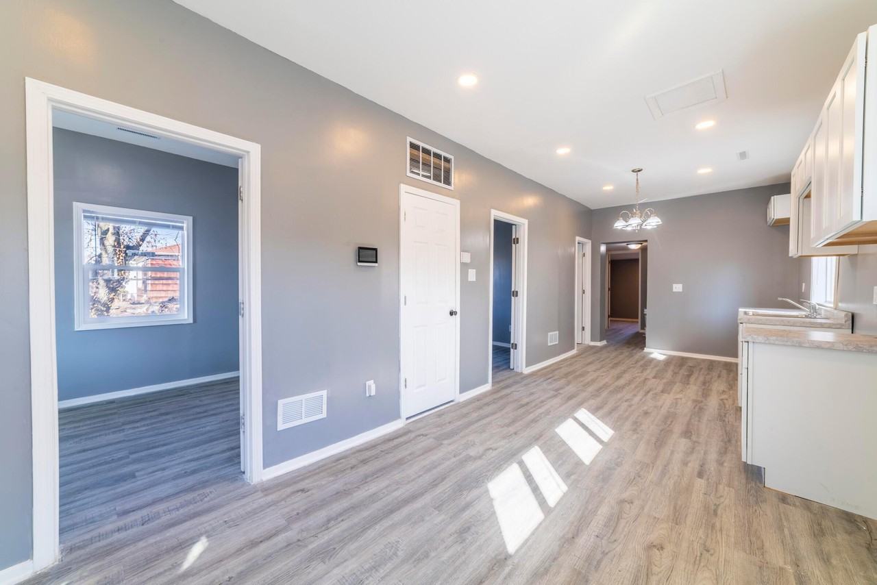 2549 Fillmore St - Photo 7 of 17