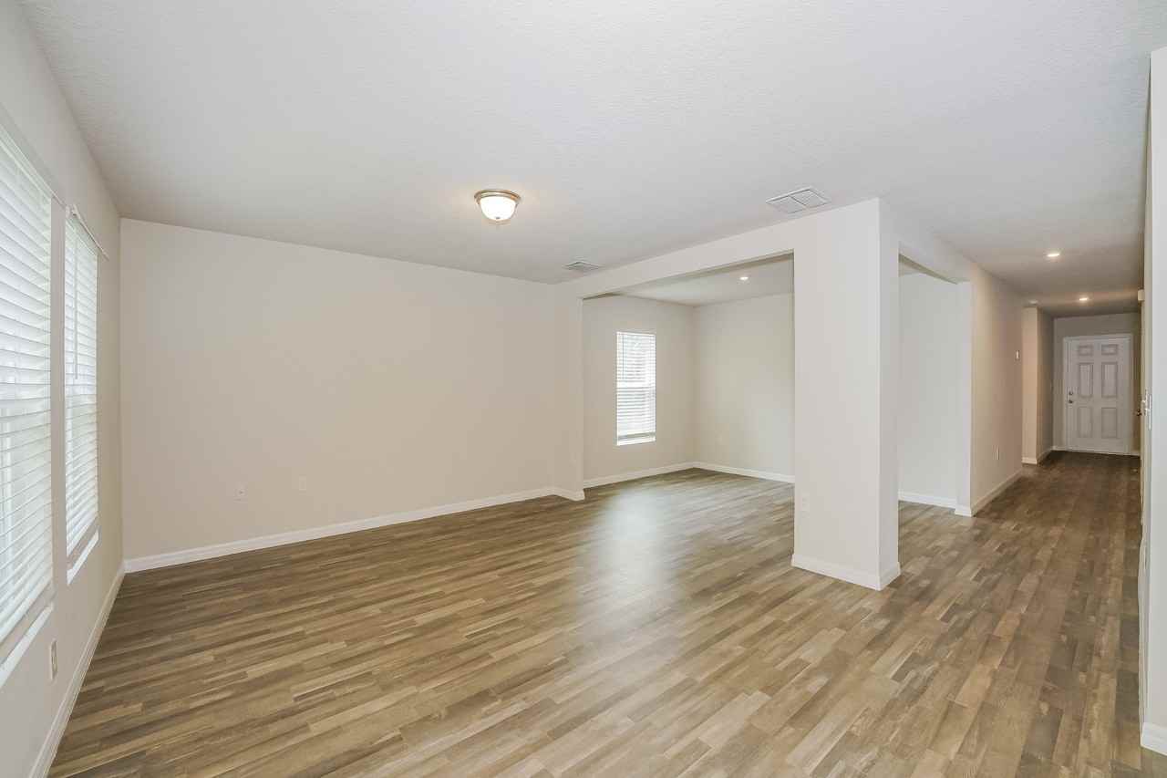 6830 N Pavilion Loop - Photo 2 of 17