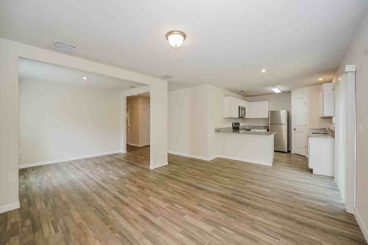 6830 N Pavilion Loop - Photo 3 of 17