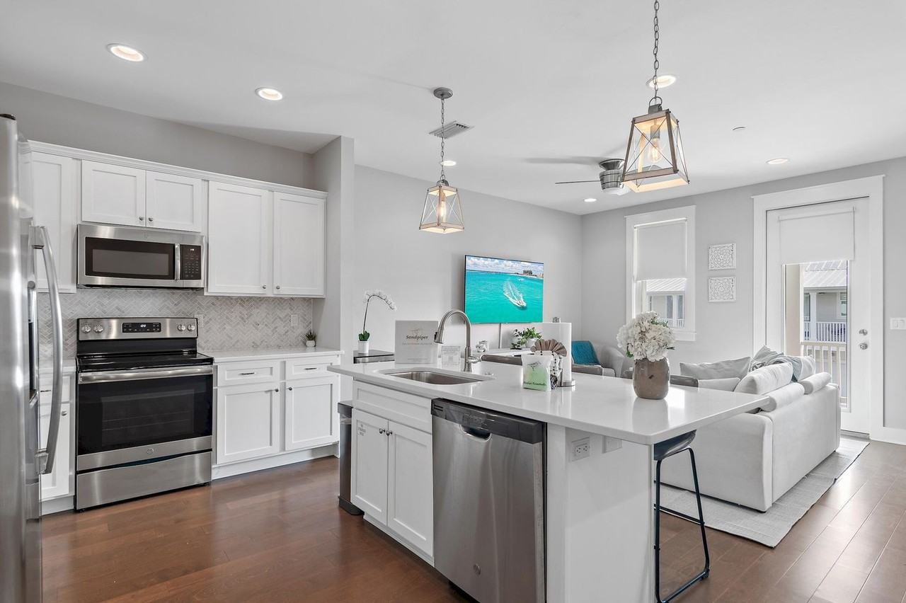 4923 E Co Highway 30A E102 - Photo 3 of 44