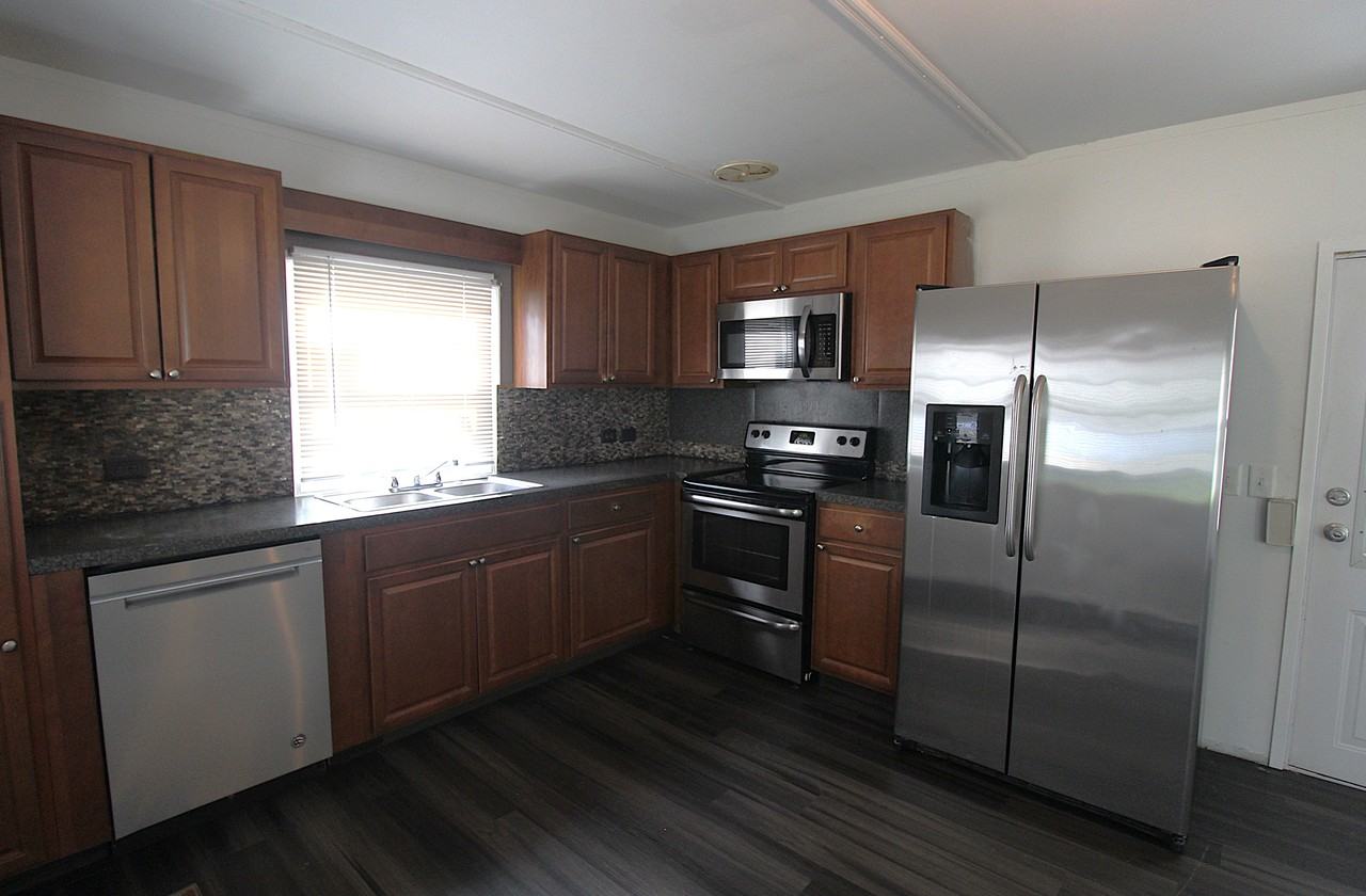 503 51st Ave W - Photo 3 of 19