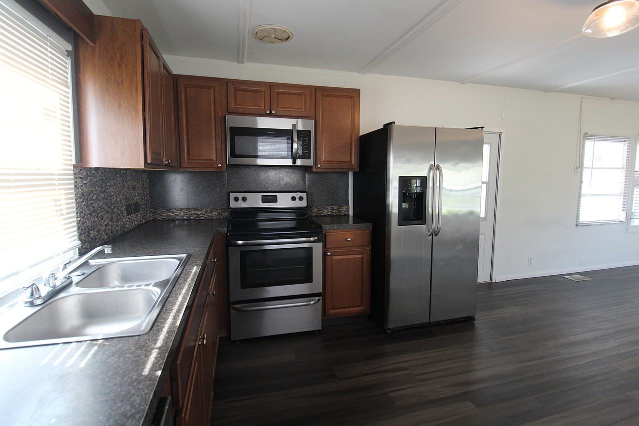 503 51st Ave W - Photo 4 of 19