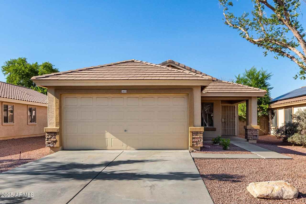 26135 W Runion Dr - Photo 3 of 26