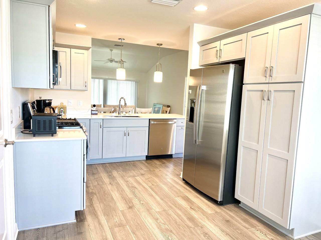 1690 Ethan Ln - Photo 5 of 40