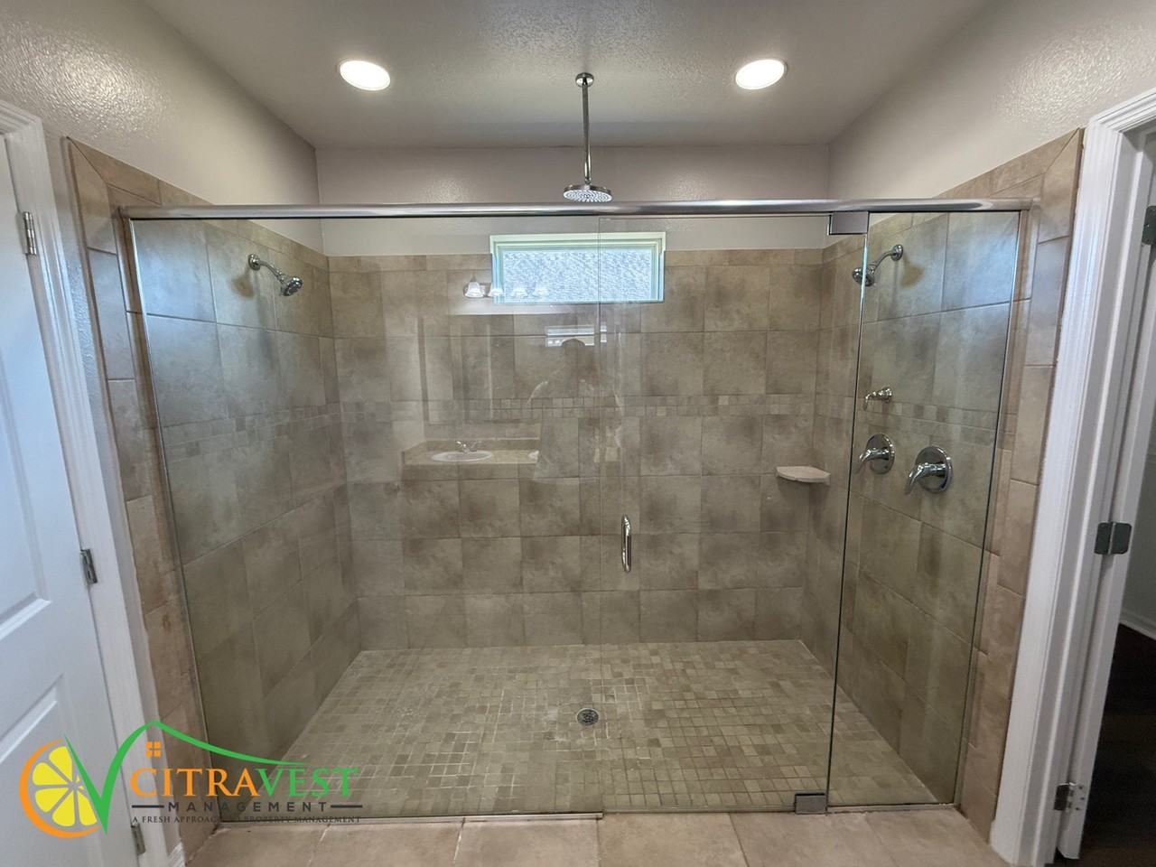 3308 Lynrock Ave - Photo 6 of 9