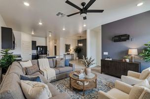 featured image of 10151 N Leopard Gecko Ter