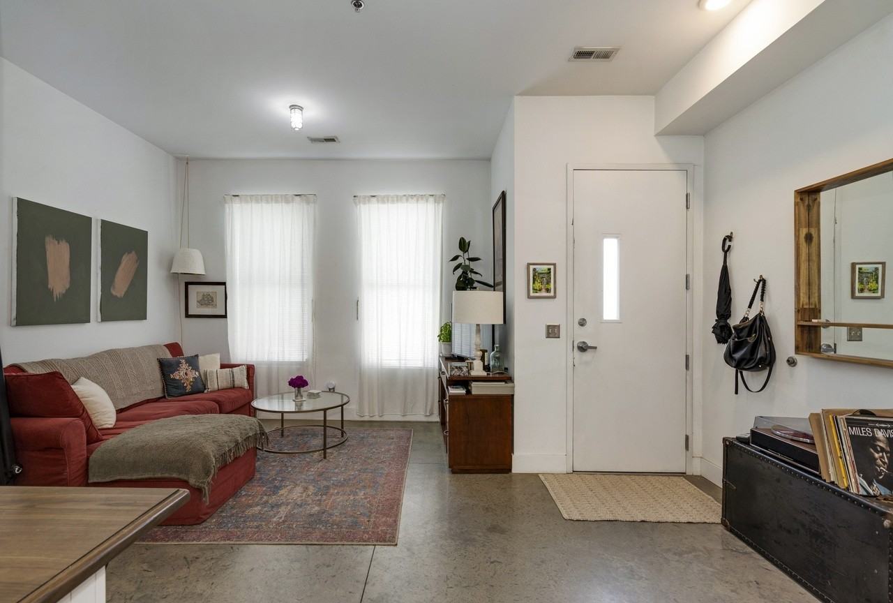 1235 4th Ave S - Photo 3 of 8