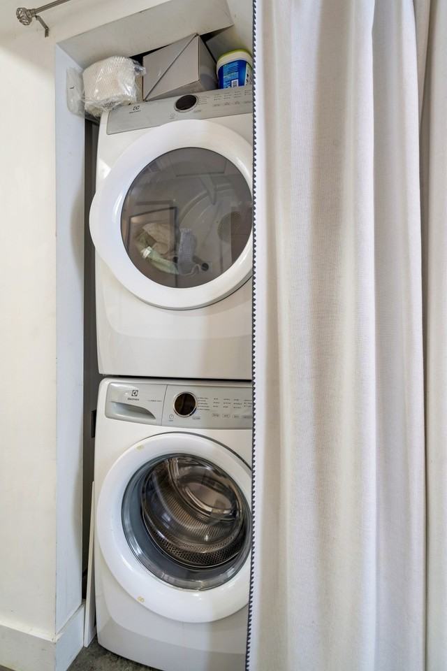 1235 4th Ave S - Photo 4 of 8