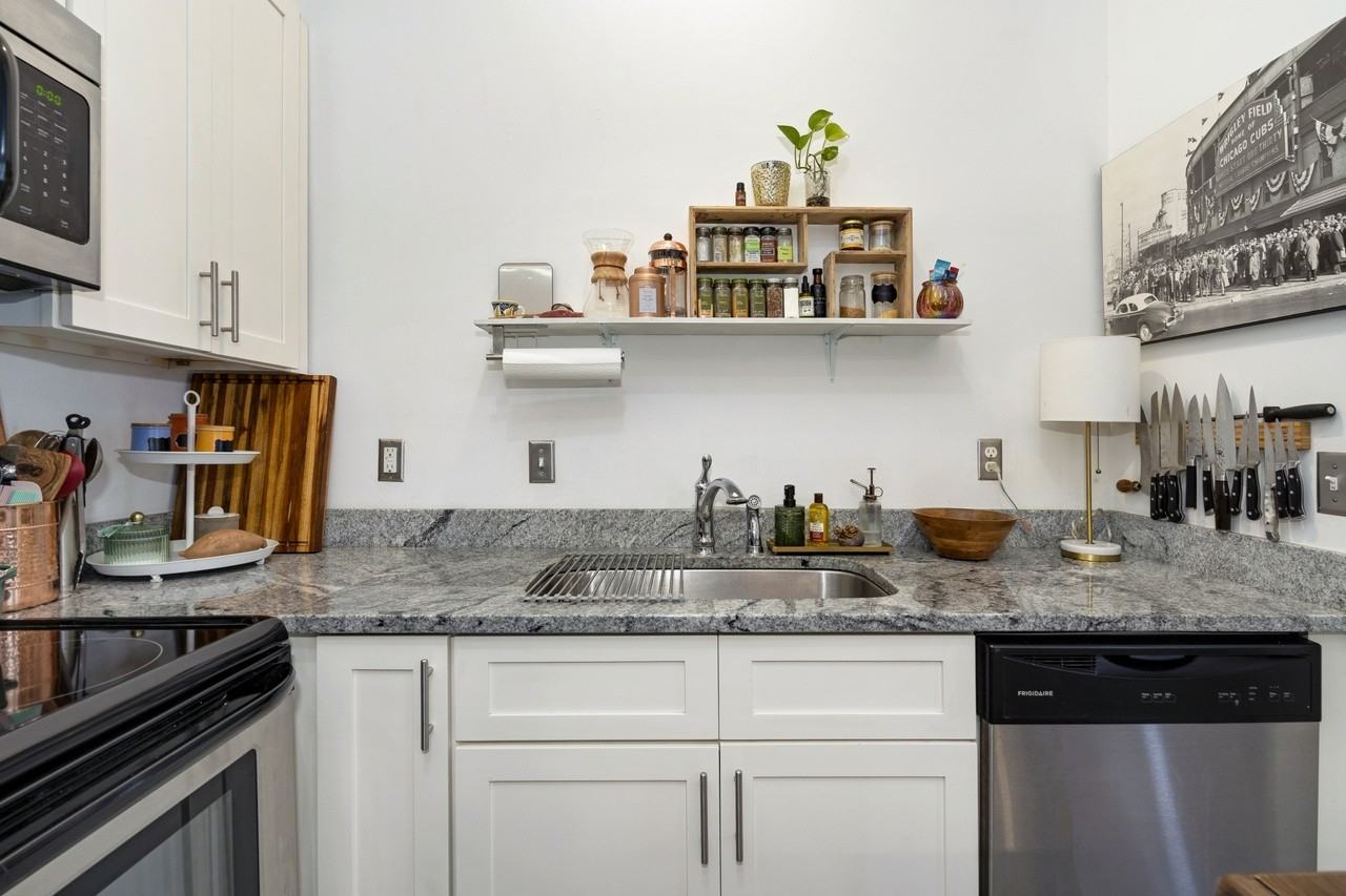 1235 4th Ave S - Photo 5 of 8