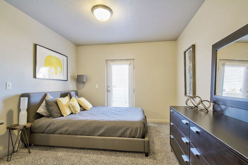 333 W Mifflin St - Photo 4 of 6