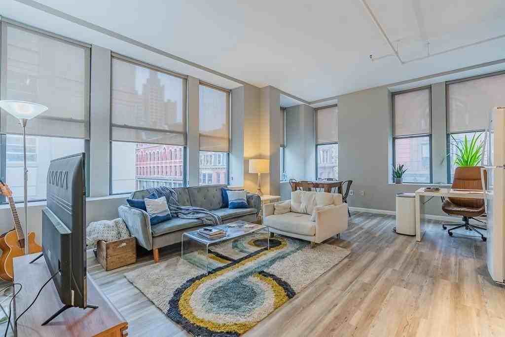 79 Washington St - Photo 5 of 5