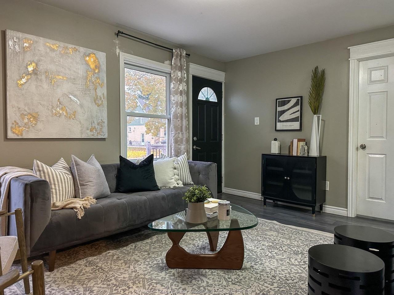 1925 Aubin Rd - Photo 3 of 19