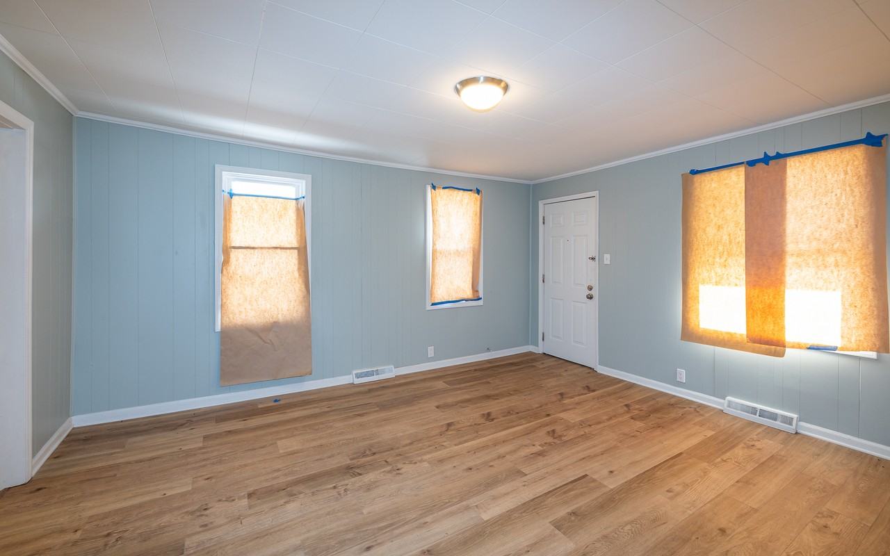 7600 Lawn Ave - Photo 6 of 16