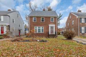 featured image of 3748 Berkeley Rd