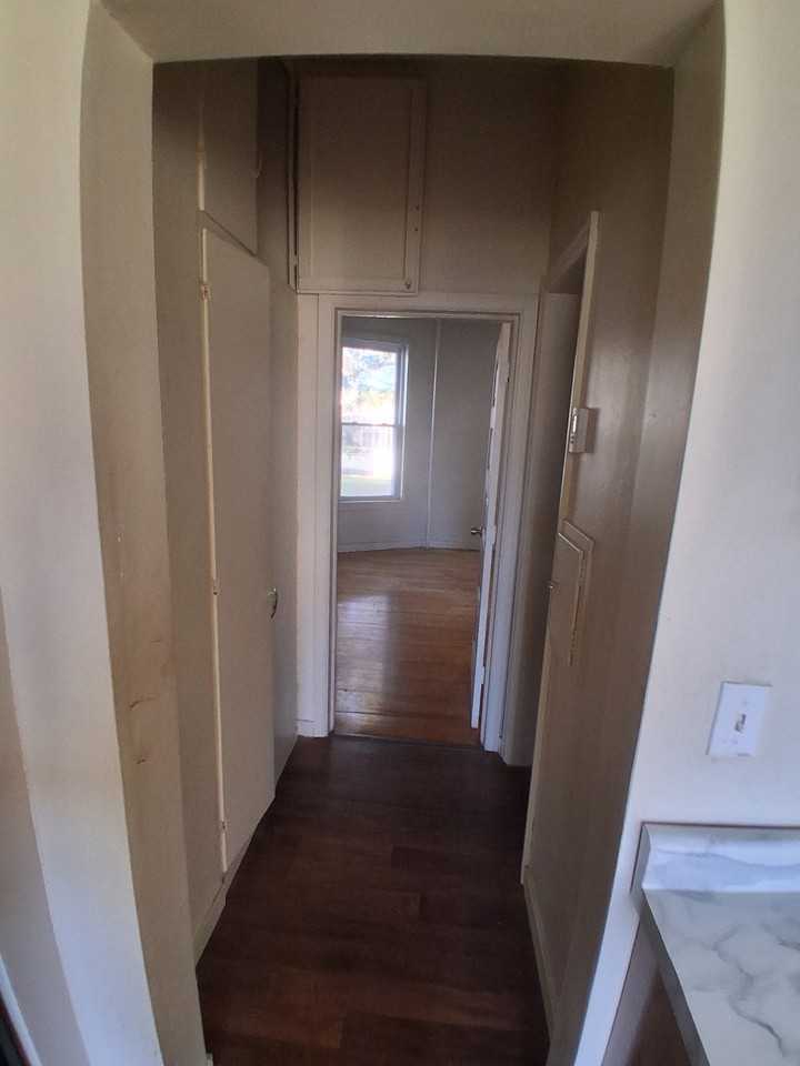 305 3Rd St N - Photo 2 of 21