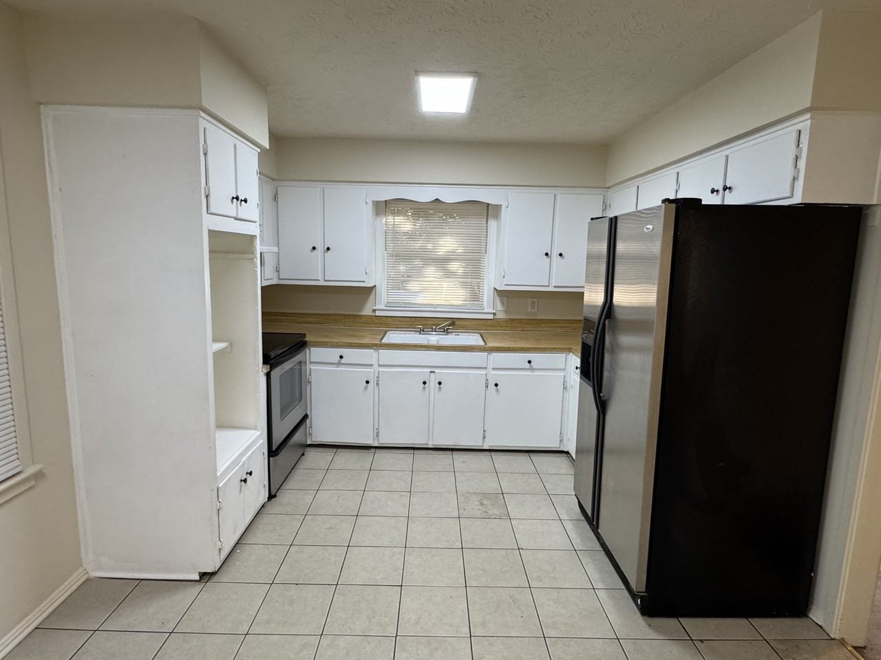 109 Wendell Dr - Photo 4 of 13