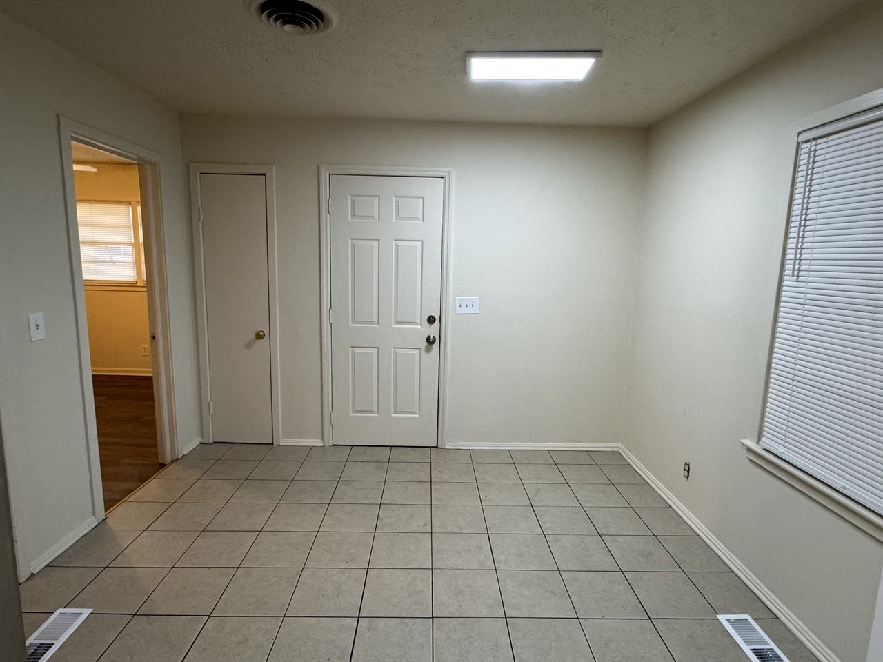 109 Wendell Dr - Photo 7 of 13