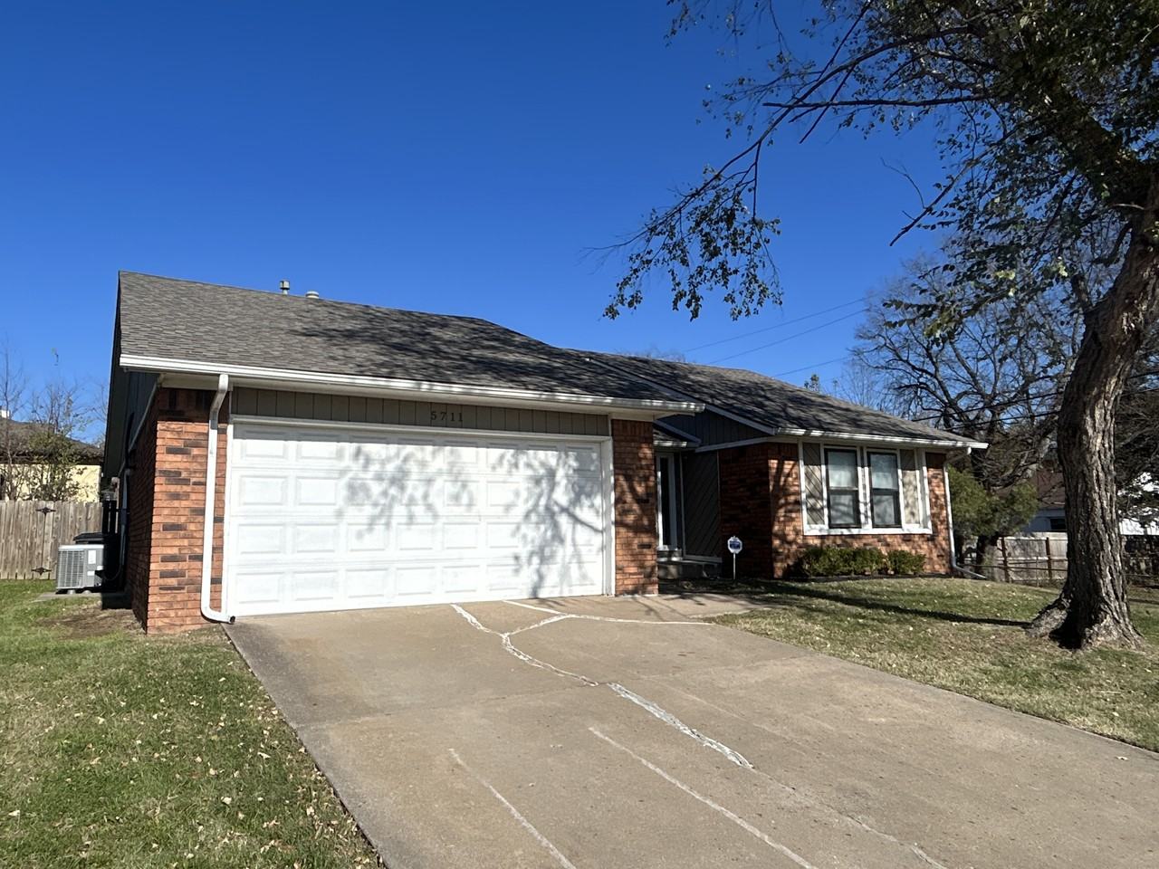 5711 E 33rd Ct - Photo 2 of 16