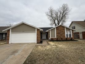 7413 Nw 125th St - Photo 1 of 1