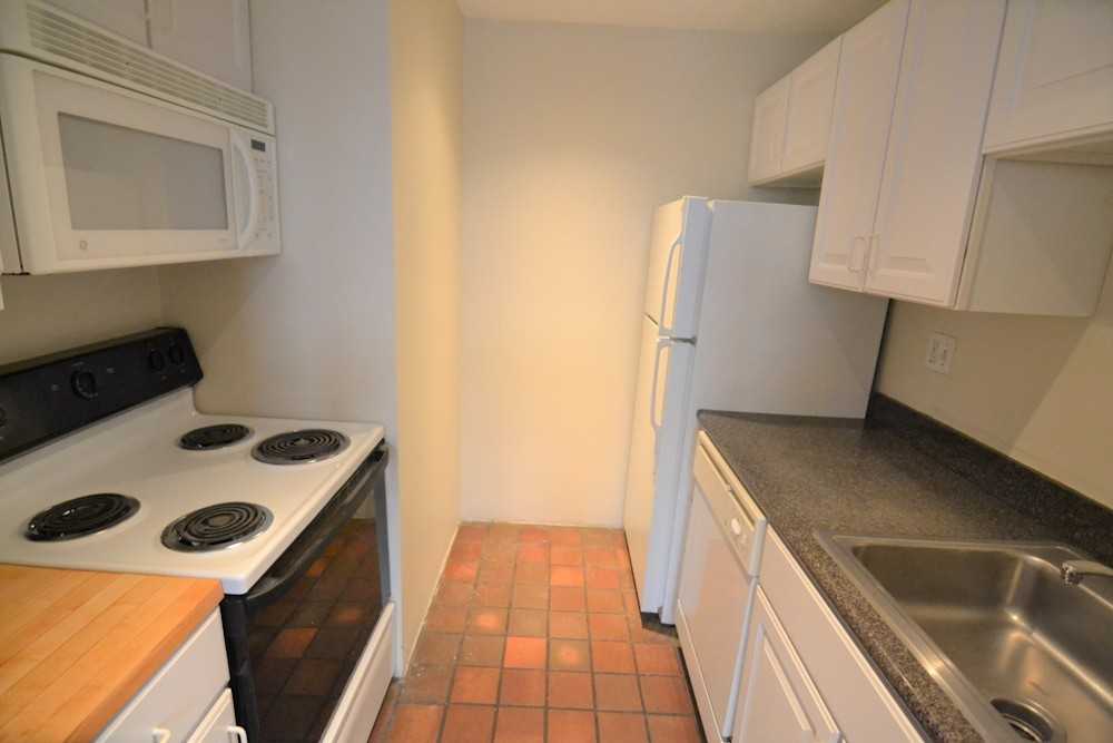 16 Saint Germain St #1 - Photo 4 of 11