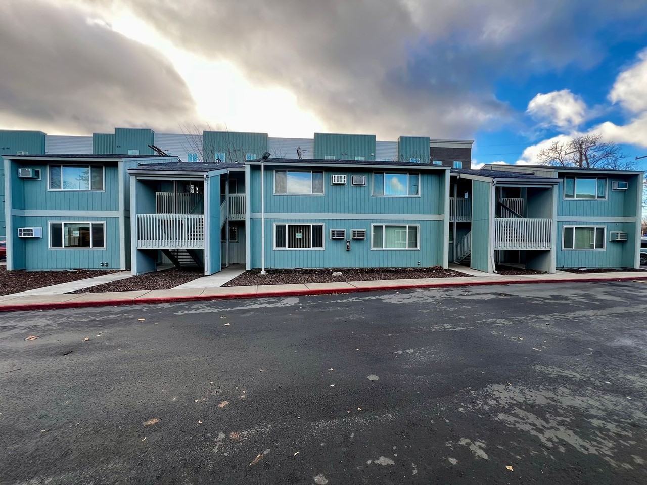 201 N 10th St #12 - Photo 2 of 16