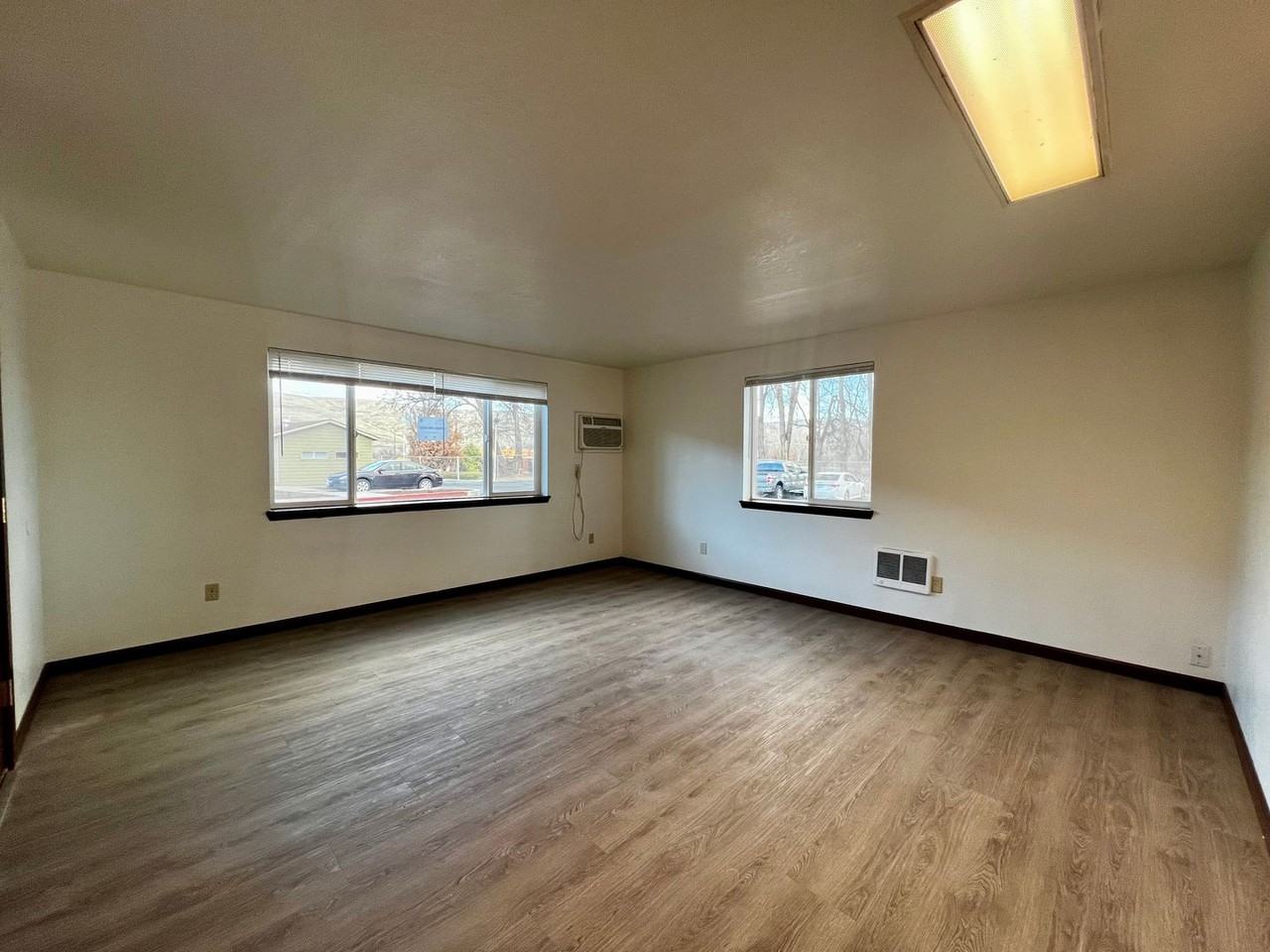 201 N 10th St #12 - Photo 5 of 16