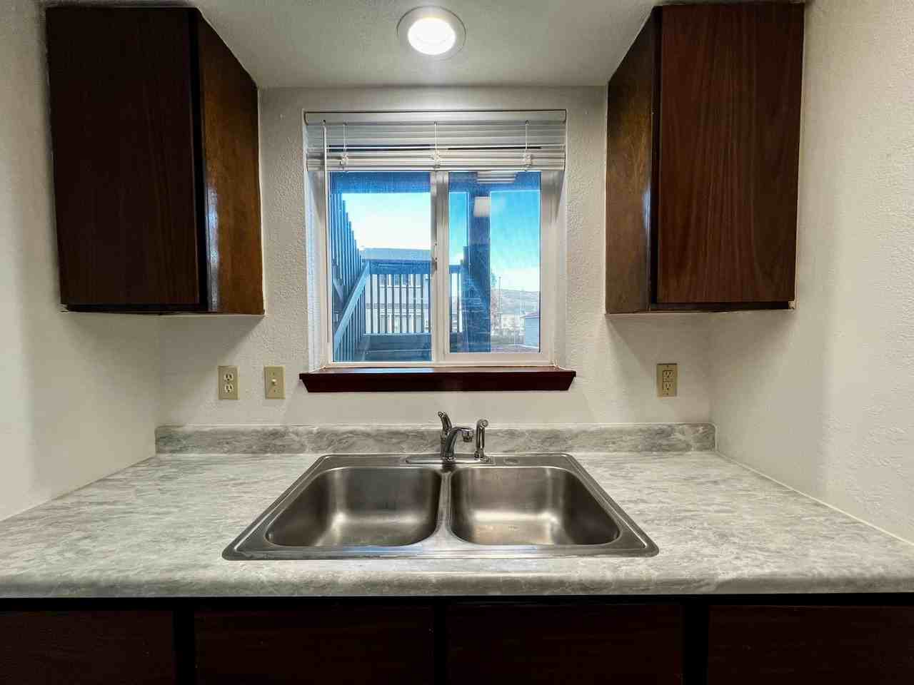 201 N 10th St #12 - Photo 7 of 16