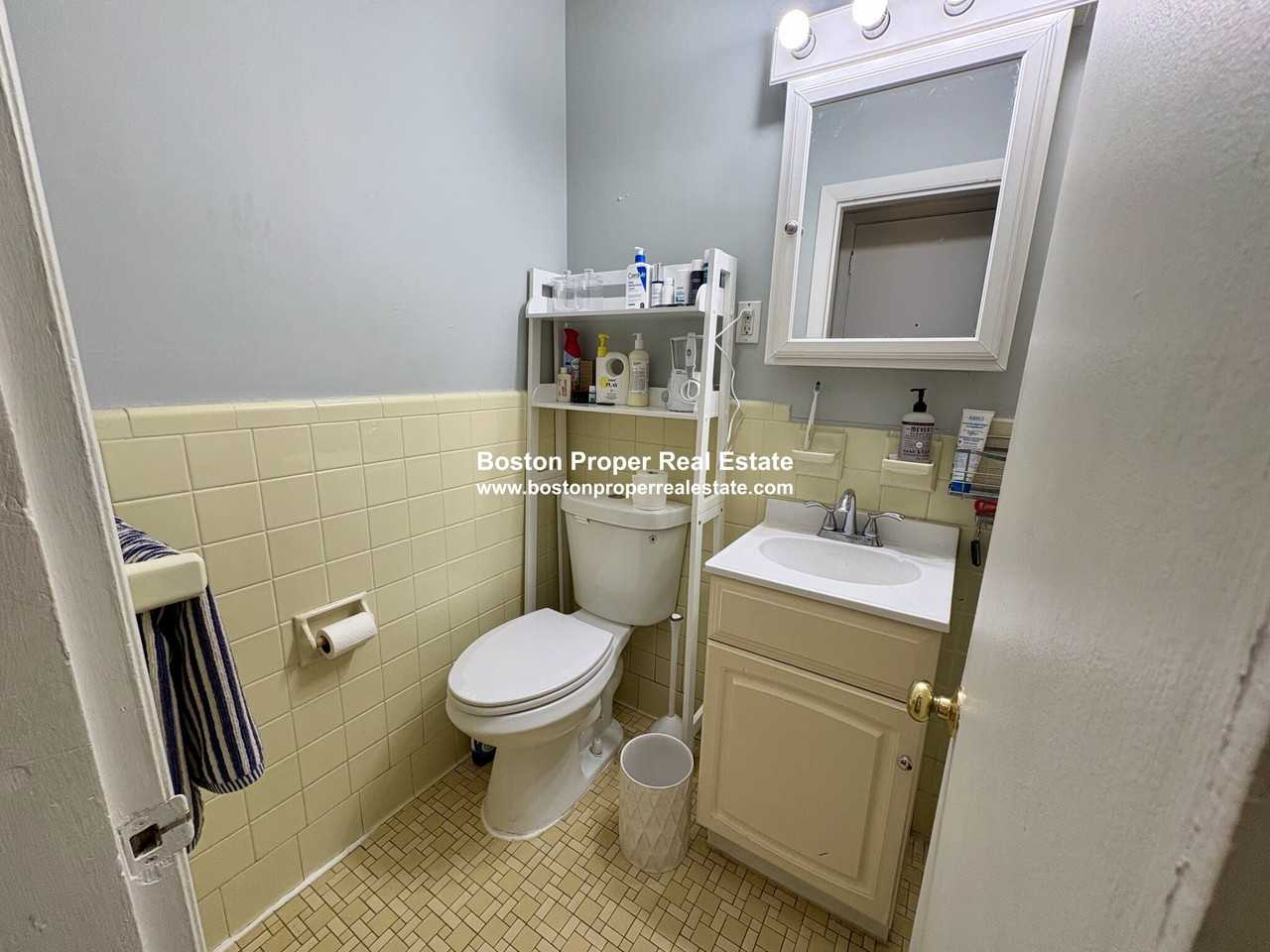 30 Bay State Rd #2F - Photo 7 of 13