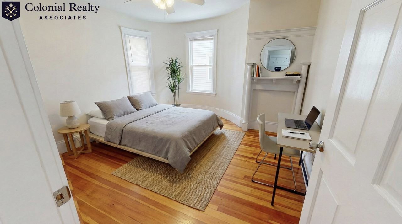 16 Bigelow St #1 - Photo 7 of 12